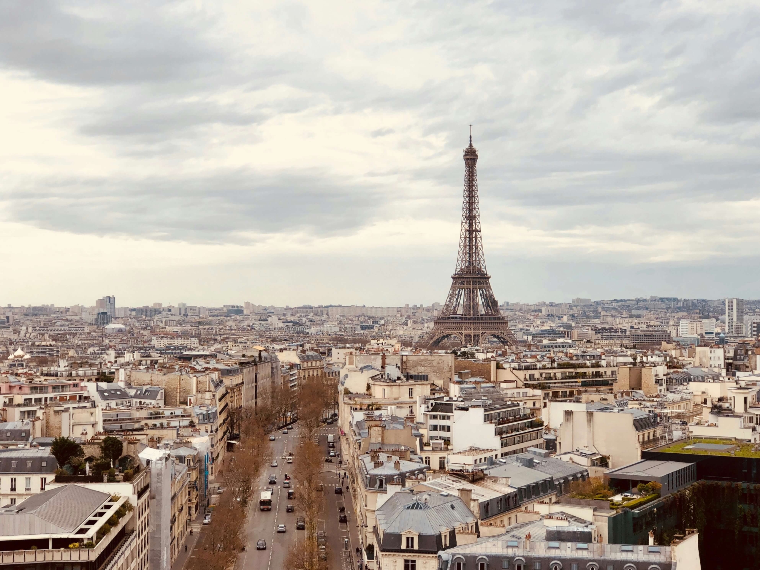 Paris Fashion Week, PFW, Paris skyline